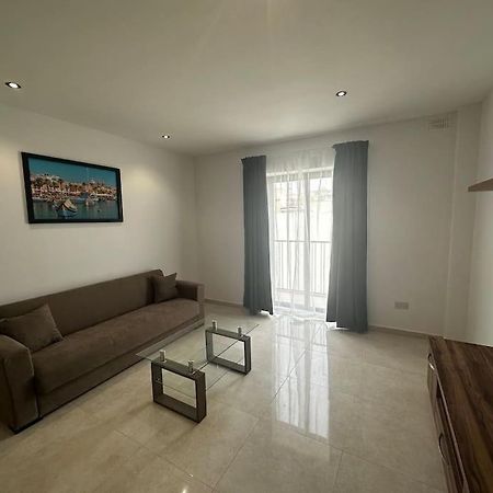 Bright 1 Bedroom Apartment In Noah Apartments, Gzira Exterior foto